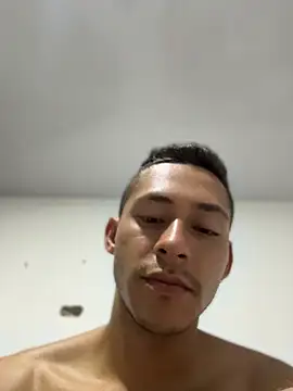 Boy_hot- Show in webcam
