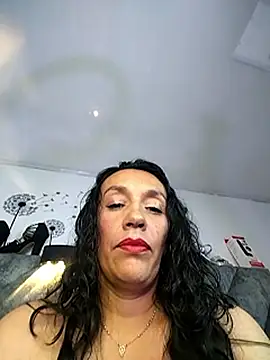 Shantey_Laurent Live XXX-Chat