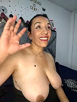 Živý XXX chat Shantey_Laurent