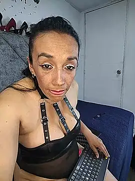 Chat XXX en directo de Shantey_Laurent