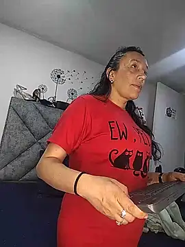 Chat XXX ao vivo de Shantey_Laurent