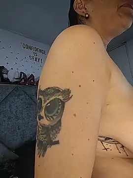 Shantey_Laurent Chat XXX in diretta