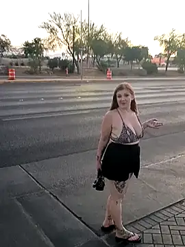 nakedgarbageperson's Live XXX Chat