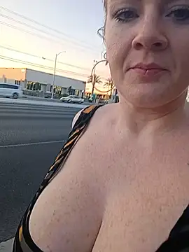 Živý XXX chat nakedgarbageperson