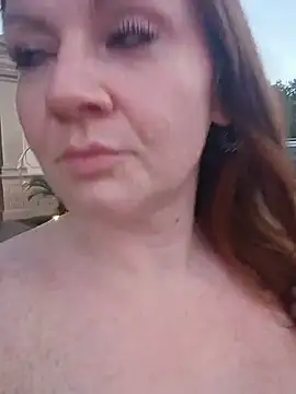 Webkamerová show nakedgarbageperson