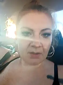 Chat +18 de nakedgarbageperson ao vivo