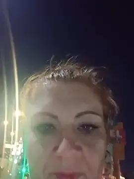 nakedgarbageperson Show in webcam