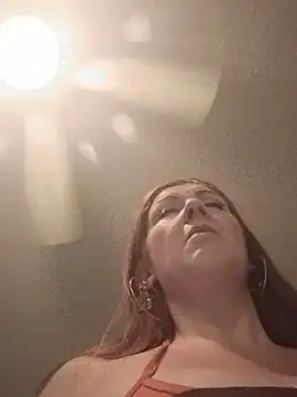 nakedgarbageperson live XXX chat