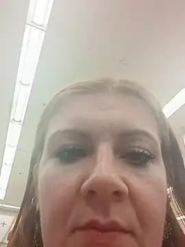 nakedgarbageperson's Live XXX Chat