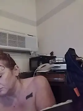 Chat +18 de nakedgarbageperson ao vivo