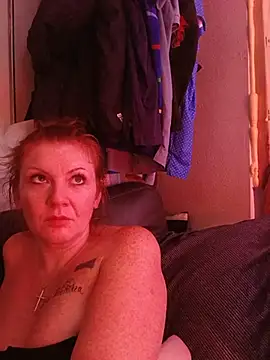 nakedgarbageperson Show in webcam