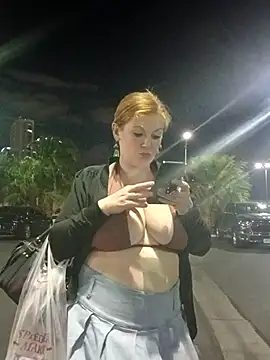 แชท XXX สด  ของ nakedgarbageperson