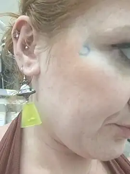 nakedgarbageperson Live XXX-Chat