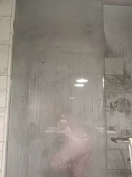 nakedgarbageperson 网络视讯表演