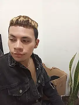 NekoboiPetiole's Webcam Show