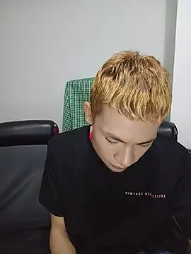 NekoboiPetiole Pertunjukan Webcam