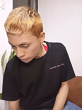 NekoboiPetiole Webcam-Show