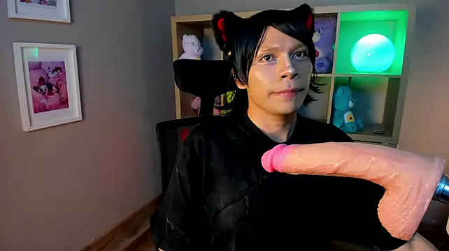 NekoboiPetiole Pertunjukan Webcam