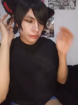 NekoboiPetiole Show in webcam