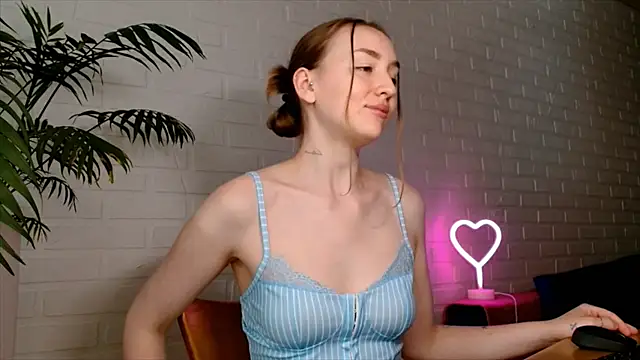 WhitePrincessLuna Adlı Modelin Canlı XXX Sohbeti