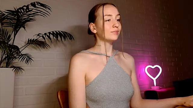 WhitePrincessLuna's Live XXX Chat