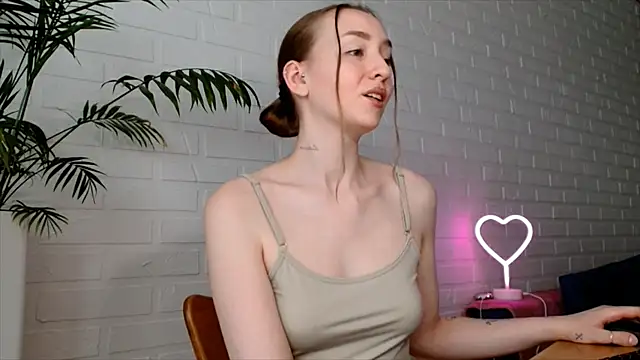 XXX chat uživo modela WhitePrincessLuna