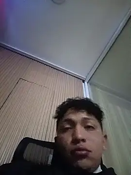 Show de webcam de Max_463111