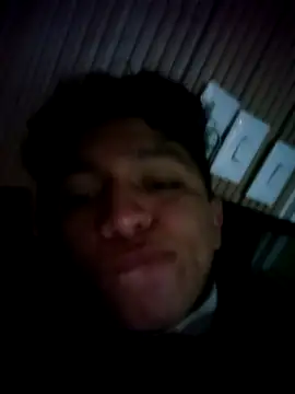 Max_463111 webcam show