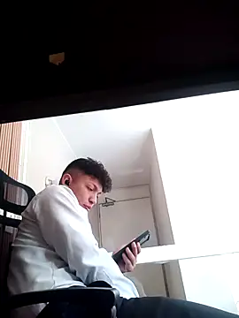 Max_463111n Webbikameraesitys