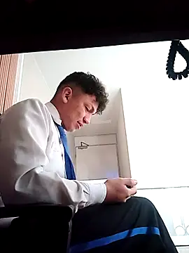 Max_463111's Live XXX Chat