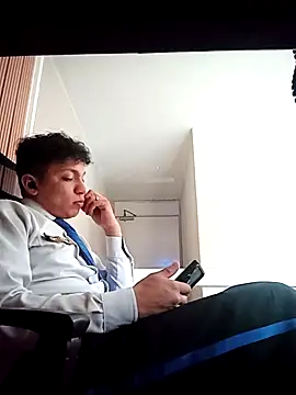 Max_463111 Show Webcam