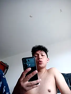 Max_463111 Webcam Show