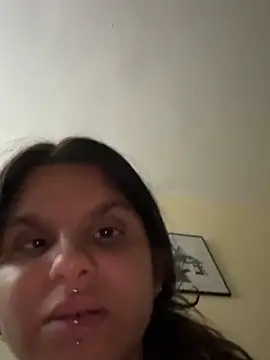 Brutecia2002's Live XXX Chat