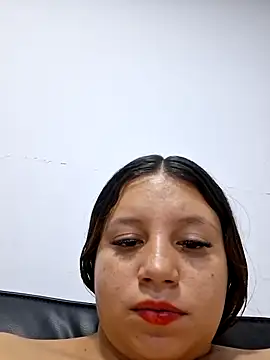 Živý XXX chat purebreastmilk