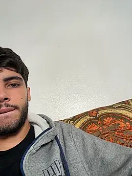 Hornylittleboyxx ওয়েবক্যাম শো