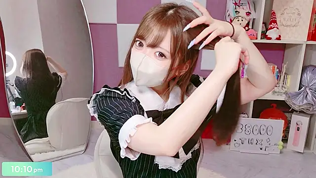miko_nyan Show in webcam