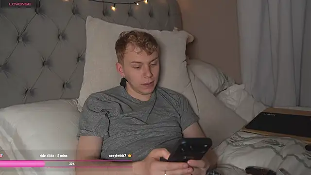 Pertunjukan Kamera Web scottishtwink01