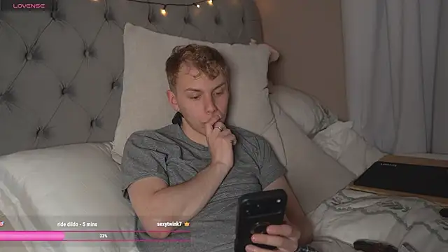 scottishtwink01 在線直播表演