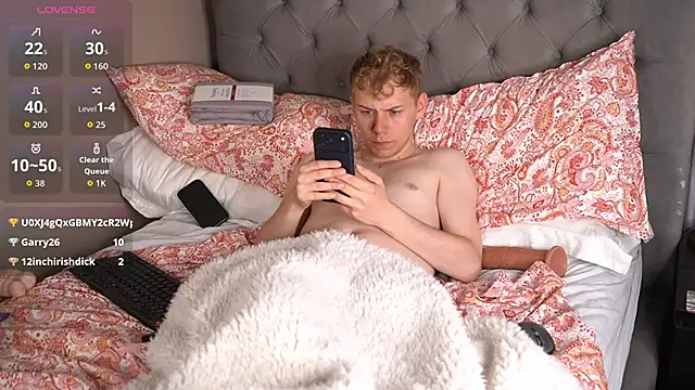 scottishtwink01 Show in webcam