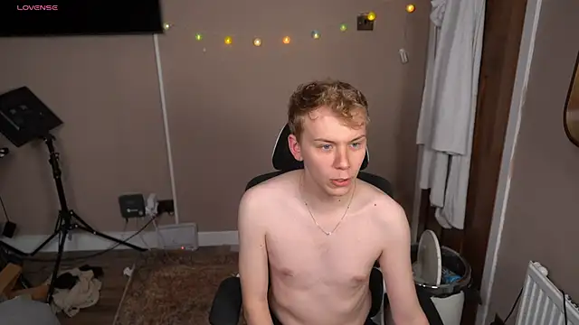 scottishtwink01 网络视讯表演
