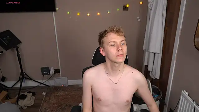 scottishtwink01 Show Webcam