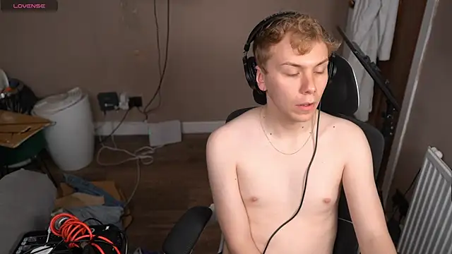 Show Webcam de scottishtwink01