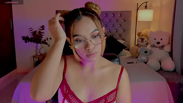 OxanaFedorova1-'s Live XXX Chat