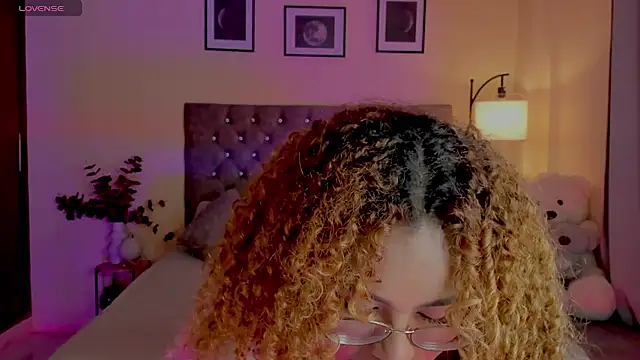 OxanaFedorova1-'s Live XXX Chat