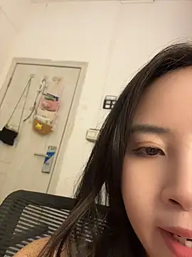 wly2028 网络视讯表演