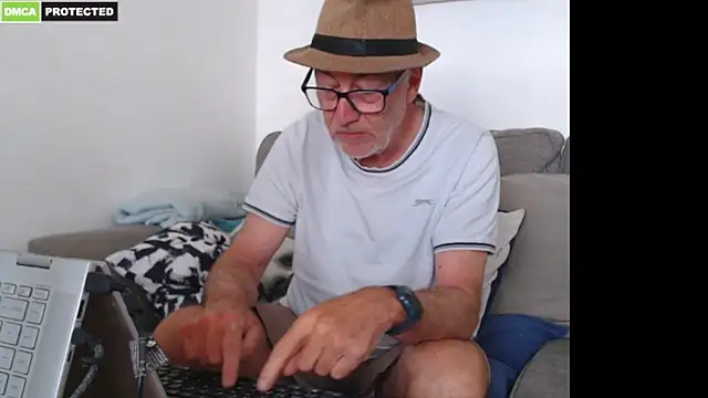 bluedae1's Webcam Show