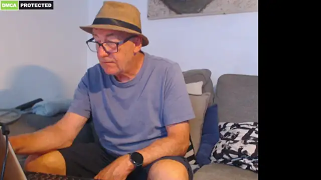 bluedae1's Webcam Show