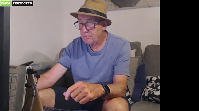 bluedae1 Show Webcam