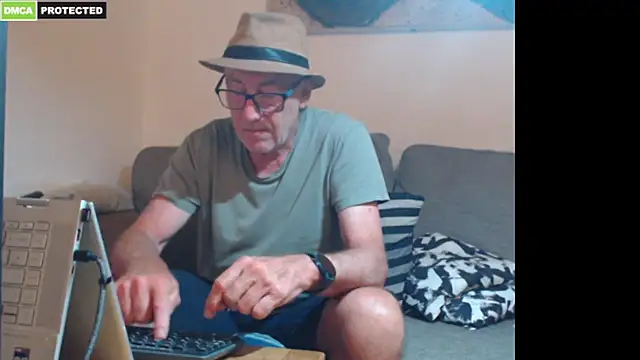 bluedae1 Шоу с уебкамера