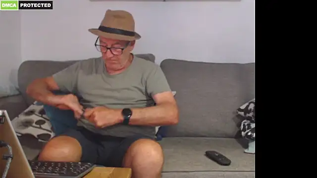 bluedae1 webcam show